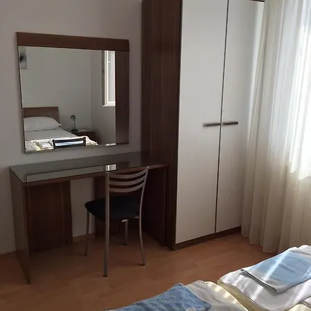 Apartament Meli *