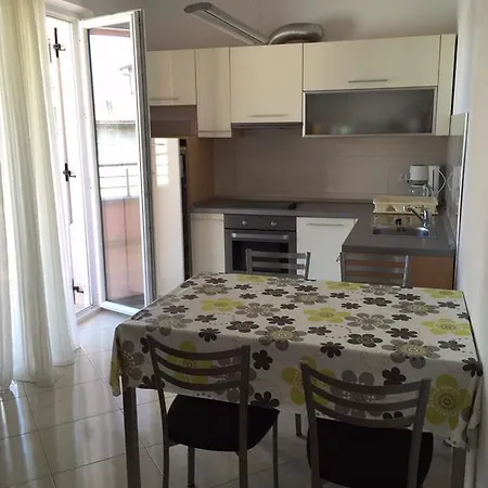 Apartament Meli *
